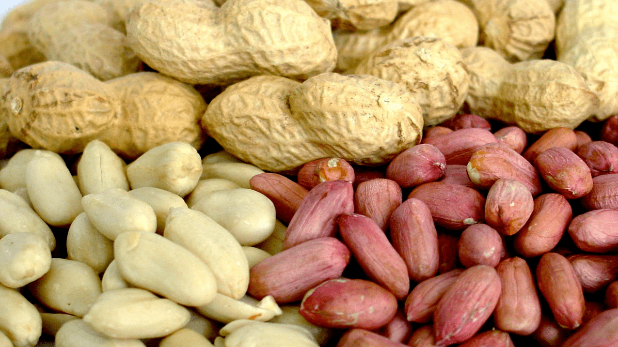 maapähkinöitä ja manteleita tehon parantamiseksi